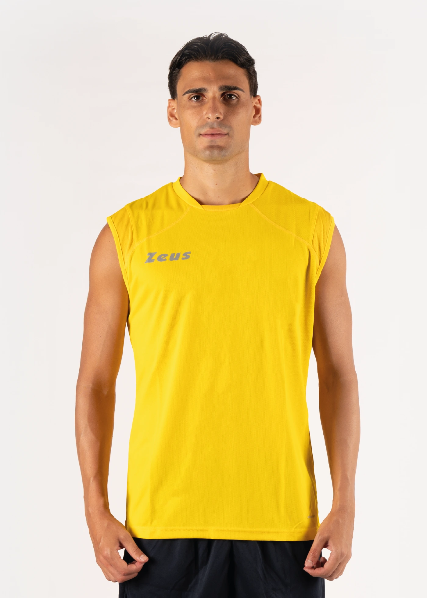 JAUNE